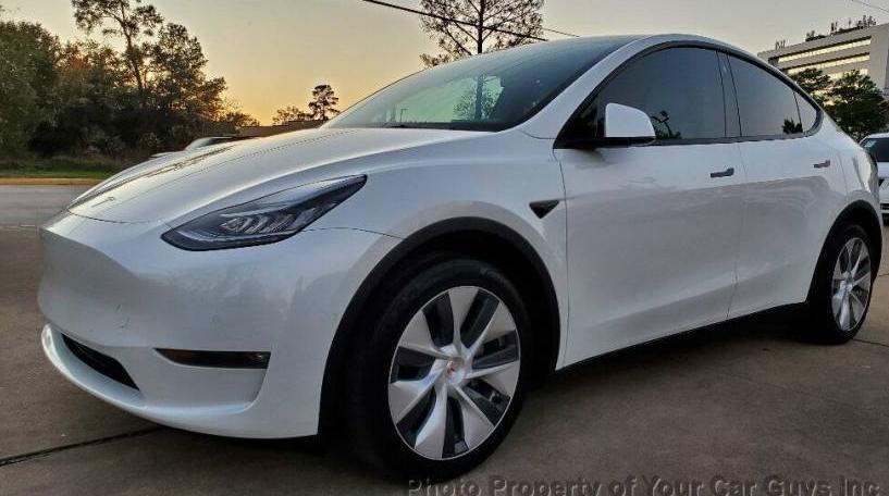 TESLA MODEL Y 2021 5YJYGDEE8MF299609 image